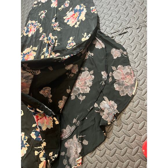 Anthropologie Elevenses Floral Tansy Ruffle Pants Size 4 Black Satin Wide Leg - Picture 9 of 11